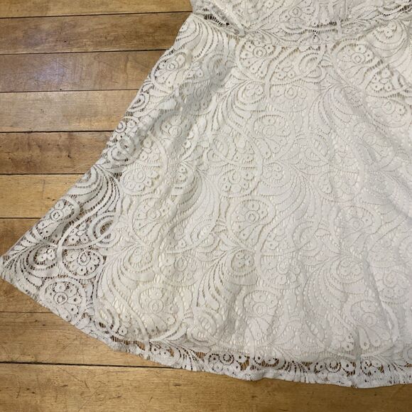 American Rag Dress Women’s Small Lace Floral White Lined Zip Back Fit N Flare - Picture 5 of 14